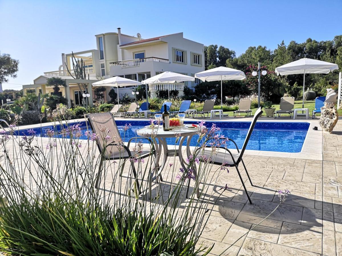Louis Luxury Villa By Living In Blue Koskinou  Exterior foto
